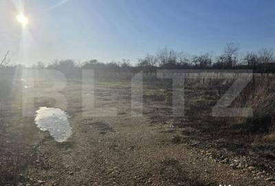 Teren de 2500 mp, în Central - 4