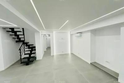 Spațiu comercial, de 120 mp, în Decebal - 8