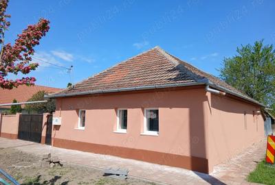 Casa de Vanzare Sannicolau Mare - 2