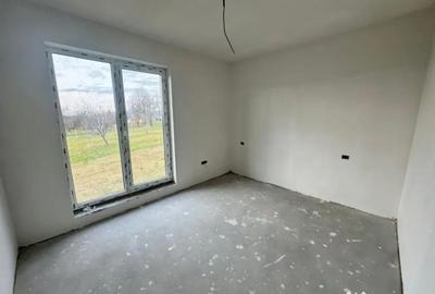 Casă cu 4 camere cu Teren 812 Mp în Satu Nou de Jos - 18