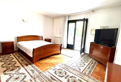 Casă individuală cu 8 camere cu Canalizare în Snagov - 2