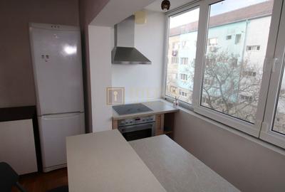 Apartament cu 3 camere semidecomandat, mobilat în Dâmbovița - 5