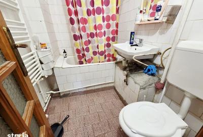Apartament cu 2 camere în Micro 8