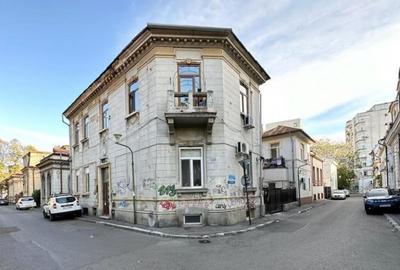 Casă individuală cu 5 camere în Unirii
