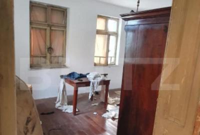 Casa renovabila cu 1000 mp de teren in zona centrala - 3
