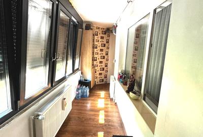 Apartament cu 2 camere decomandat în Dumbrava 2 - 3