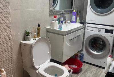 Apartament cu 4 camere decomandat în Central - 3