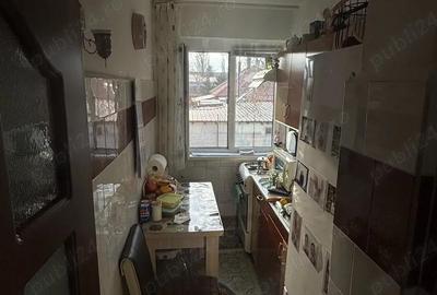 Apartament cu 2 camere decomandat în Central - 1