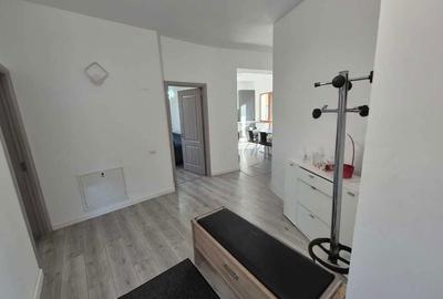 Apartament cu 3 camere decomandat în Uverturii - 5