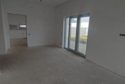 Casă individuală cu 4 camere cu Canalizare în Dragomirești-Deal - 13