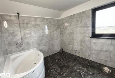 Casă cu 4 camere cu Teren 600 Mp în Ghercești - 2