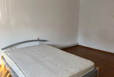 Casă cu 4 camere cu Teren 150 Mp în Iorga - 9