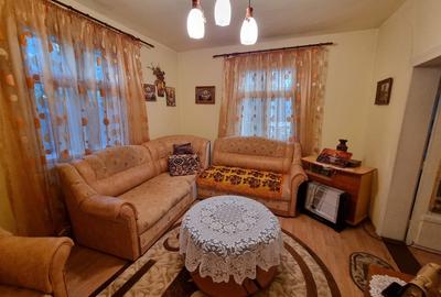 Casă cu 4 camere cu Teren 509 Mp în Rădăuți - 3