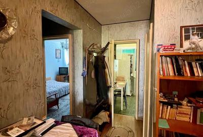 Vanzare apartament 3 camere decomandat zona Garii central (Braila) - 2