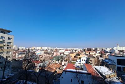 Apartament cu 3 camere semidecomandat în Titulescu - 2