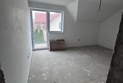 Casă cu 7 camere cu Teren 150 Mp în Rădăuți - 4