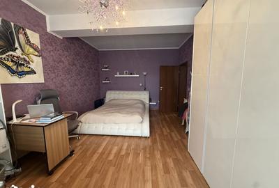 Apartament cu 3 camere în Central - 5