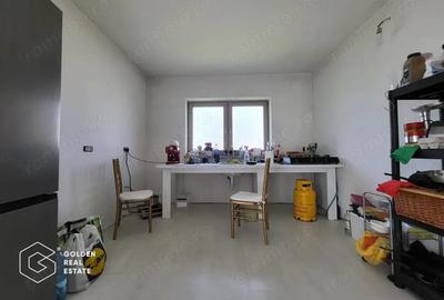 Casă cu 5 camere cu Teren 500 Mp în Frumușeni - 1