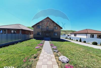 Casă cu 5 camere cu Teren 2100 Mp în Hidiș - 8