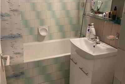 Apartament 3 camere , zona Scoala 10- Sala Polivalenta, et 4/8 , decomandat Apartament 3 camere , zona Scoala 10- Sala Polivalenta, et 4/8 , decomandat - 13