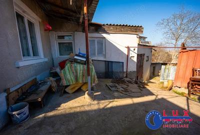 Casă cu 3 camere cu Teren 334 Mp în Babadag - 15