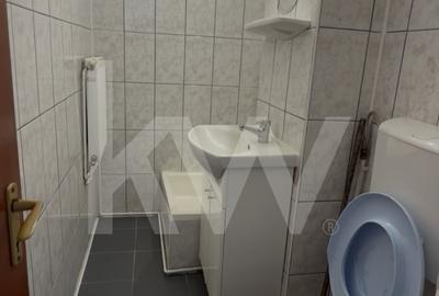 Garsonieră decomandată, mobilată în Vasile Aaron - 7