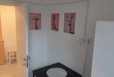 Apartament cu 3 camere semidecomandat în Popoveni - 1