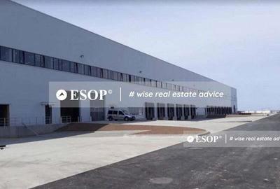 Spațiu comercial, de 3,000 mp, în Central - 4