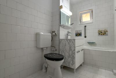 Apartament cu 3 camere decomandat în Aradului - 8