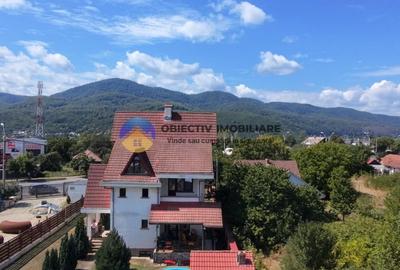 Casa cu priveliste spectaculoasa spre munte - Piatra Neamt - 4