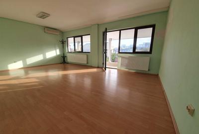 Spațiu comercial, de 35 mp, în Central - 1