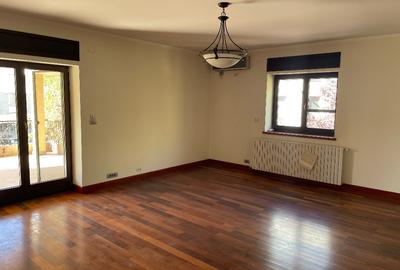Casă cu 5 camere cu Teren 652 Mp în Sisești - 17