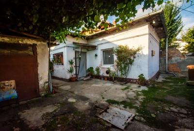 Casă individuală cu 2 camere cu Canalizare în Central - 4
