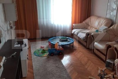 Apartament cu 4 camere in Sangiorgiu de Mures