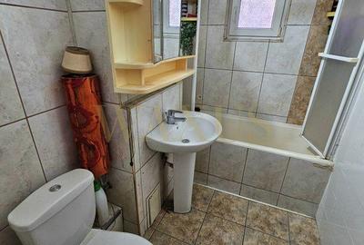Apartament cu 4 camere decomandat, mobilat în Central