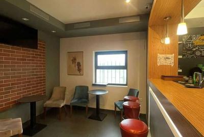 Spațiu comercial, de 60 mp, în Central - 5