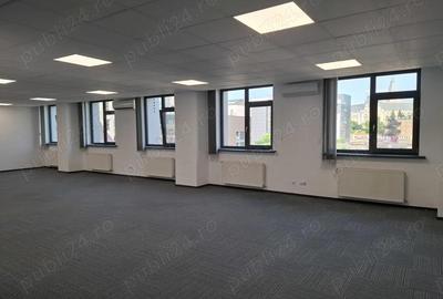 Spațiu comercial, de 372 mp, în Central - 1