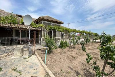 Casă cu 5 camere în Lăstuni - 1