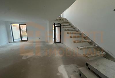 Vila deosebita de vanzare - zona Mamaia Nord pe malul lacului - 27