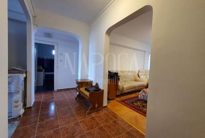 Apartament cu 3 camere decomandat în Cantemir - 2