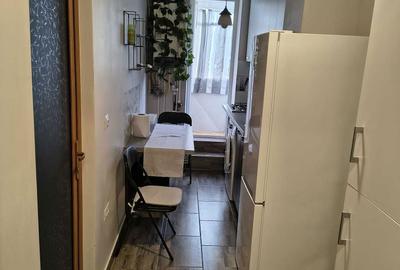 Apartament cu 2 camere decomandat în Micro 19 - 4