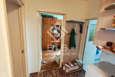 Apartament cu 3 camere decomandat în Calea Moldovei - 3