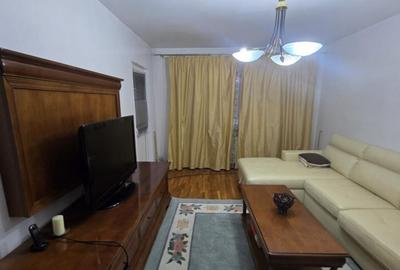Apartament cu 3 camere decomandat în Central - 4