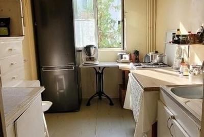 De vânzare: apartament 3 camere – Drumul Taberei - parc - metrou - 5