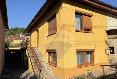 Casa 4 camere, 2 bai, curte 450mp, zona Baznei - 1