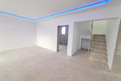Casa noua P+M ,in Hemeius, aproape de Primarie, 413 mp  teren - 16