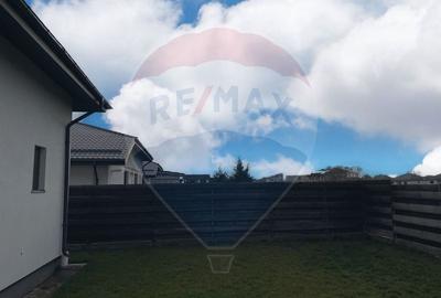 Casă cu 4 camere cu Teren 501 Mp în Balotești - 20