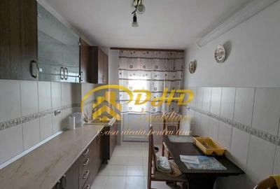 Apartament cu 3 camere de inchiriat situat Bl. Independen?ei - 3