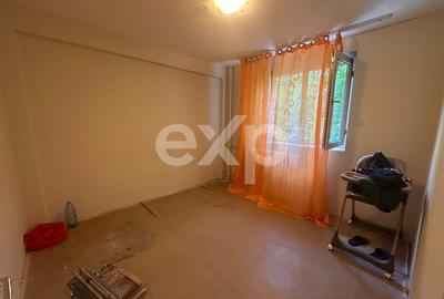 Apartament cu 3 camere semidecomandat, mobilat în Tei - 3