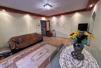 Etaj 2 , apartament cu 3 camere DE VANZARE in zona Traian - 2